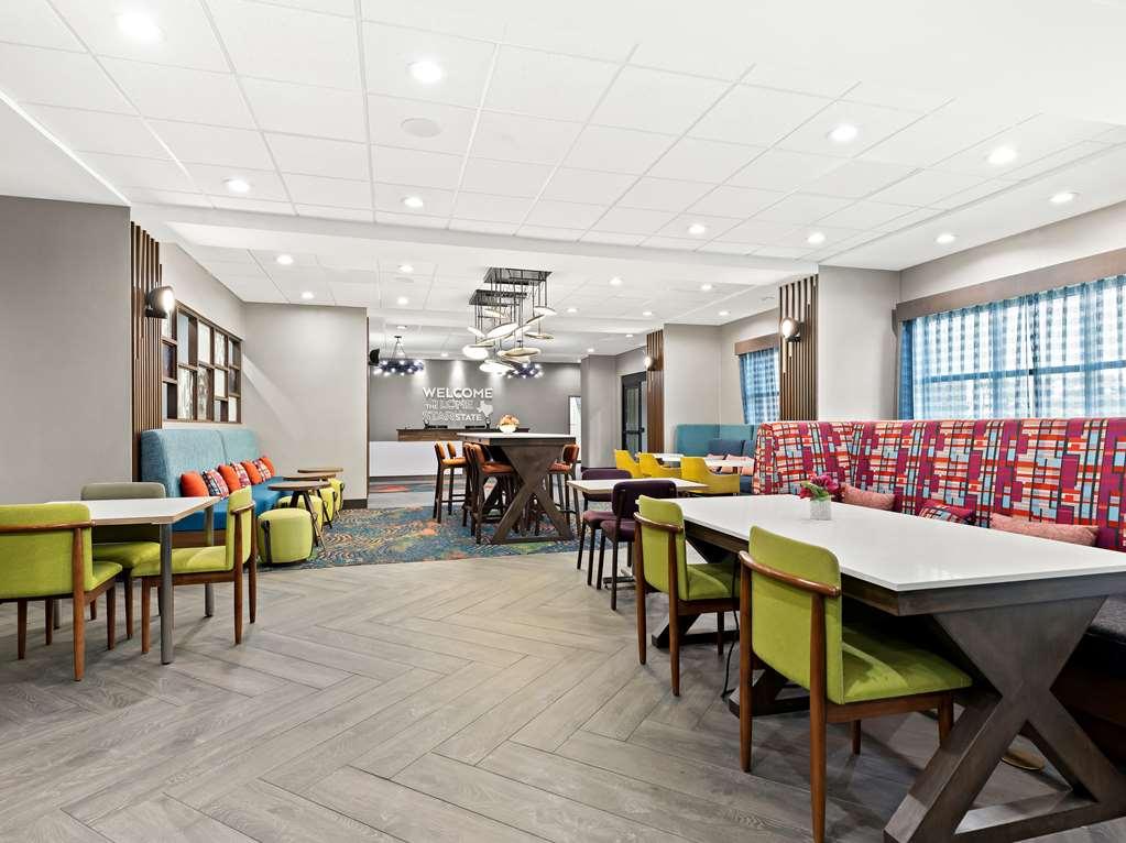 Hampton Inn ロングビュー レストラン 写真
